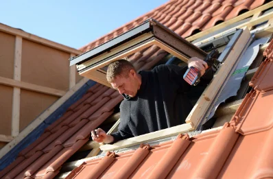 Pose de fenêtres de toit Velux à Ayen